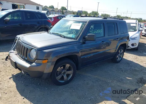 2014 Jeep Patriot High Altitude из США, поврежденный, VIN 1C4NJPFAXED812921
